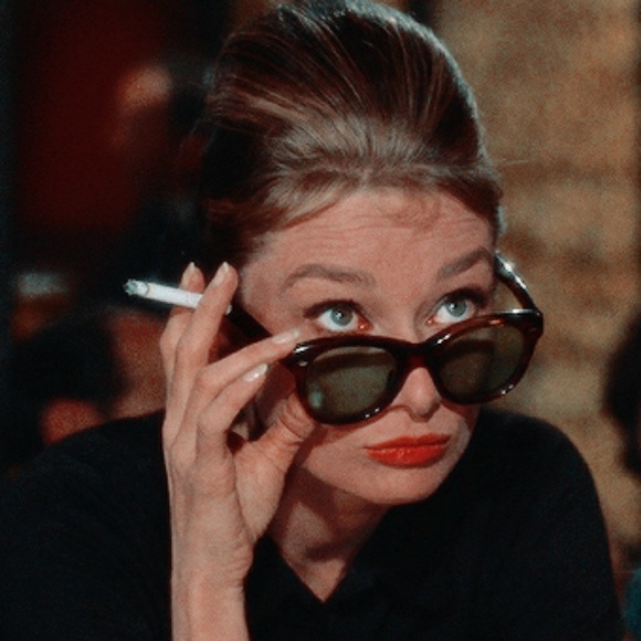 Meet your Posher, Amelia - Picture 1 of 1